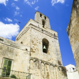 Zvonice vedle katedrály Cattedrale di Santa Maria Annunziata, Otranto